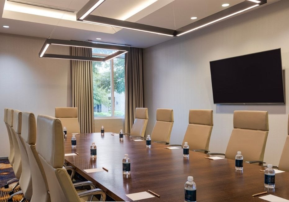 Meetings At The Elmore Hotel